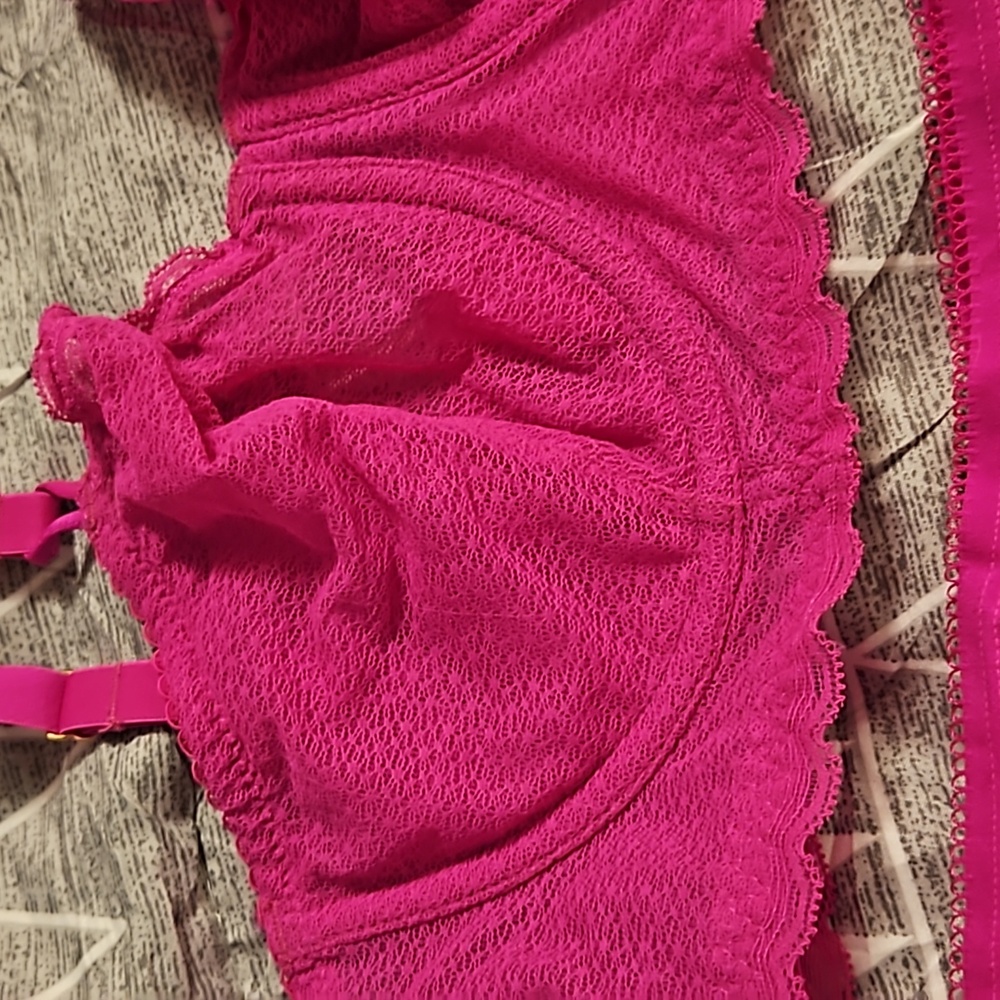 Lingerie Set - image 3